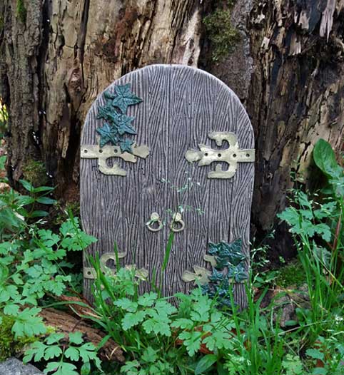 Gothic Fairy Door & Ivy